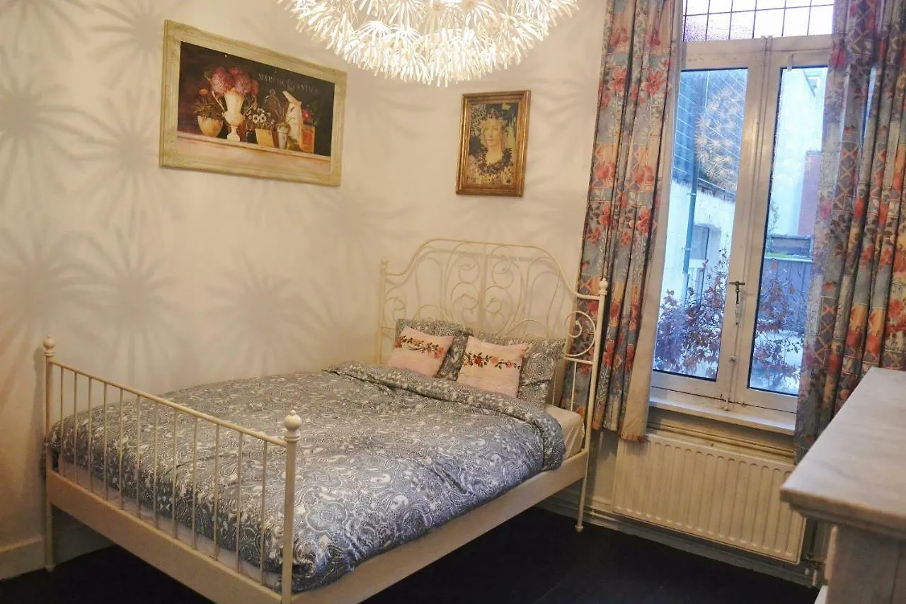 Zanzibar Bedroom Antwerp
